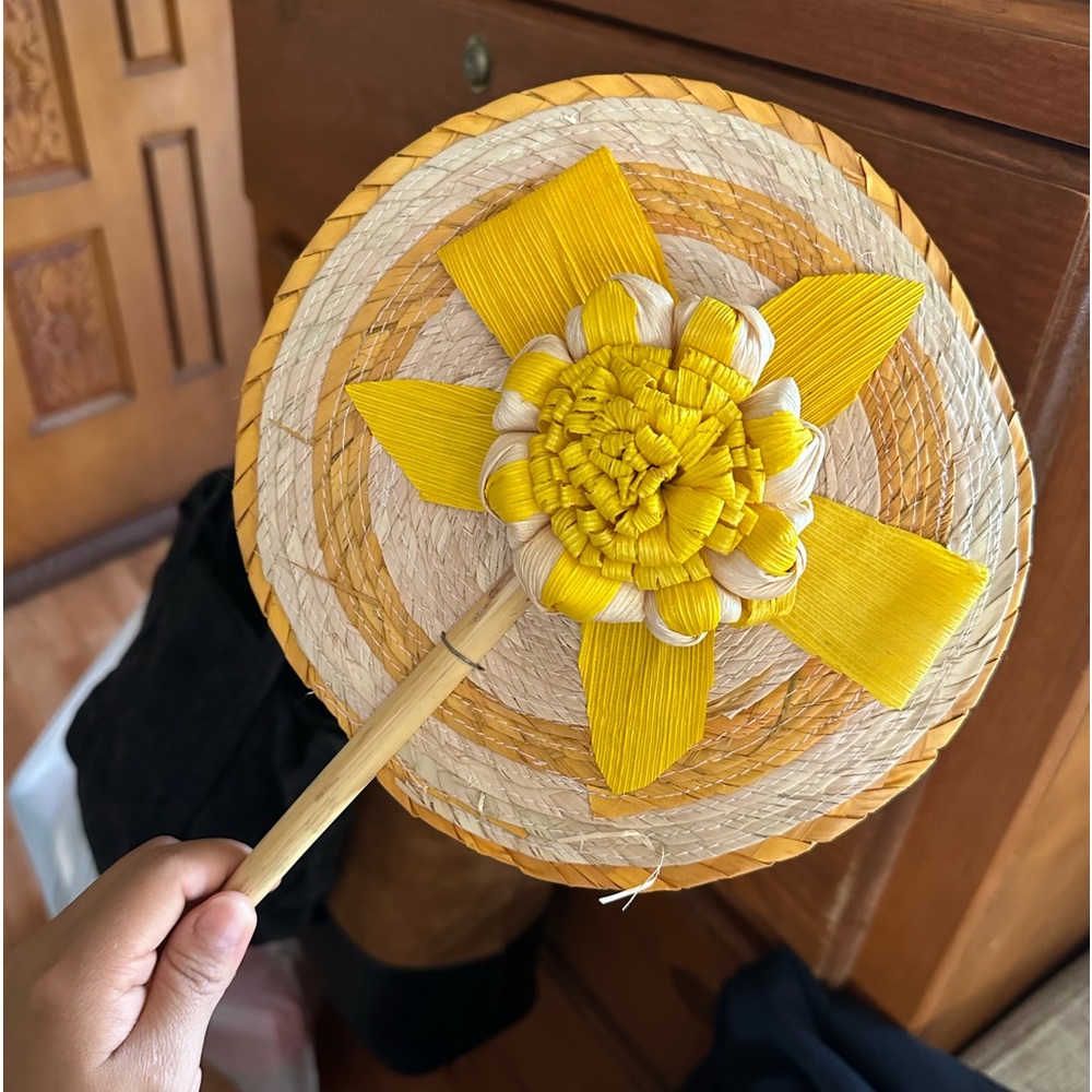 Handmade Flower Fan 🌸🇲🇽